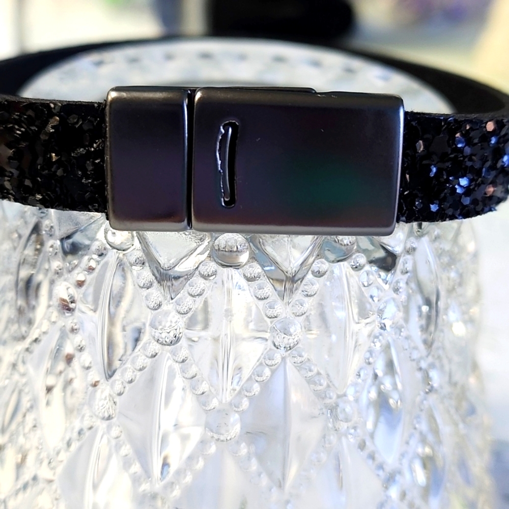 **PRICE DROP**Genuine Black Glitter Leather Bracelet!